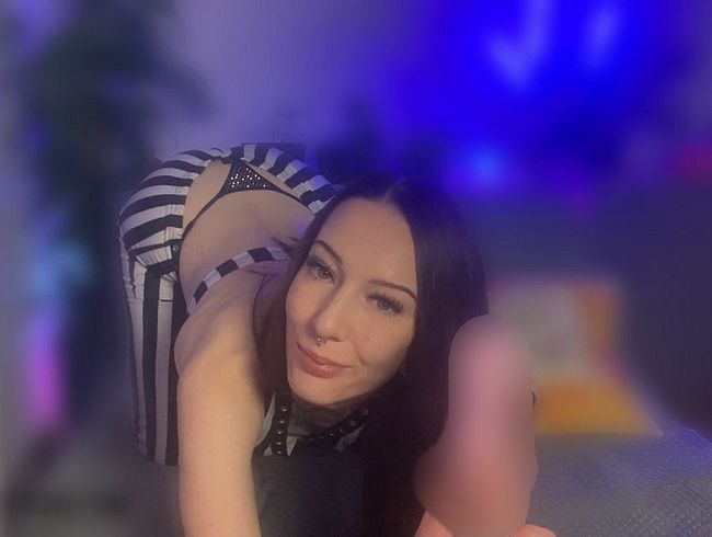 Trixie Tainted Porno Video: Feucht fröhliche Show mit meinem Speku**m und vi*rator!