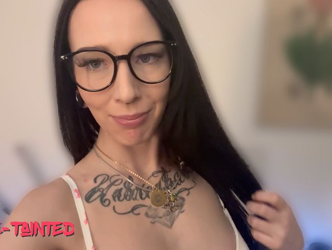 Trixie Tainted Porno Video: Ich verliere mich im Rhythmus