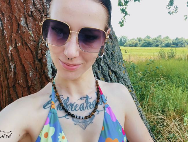 Trixie Tainted Porno Video: Outdoor am See